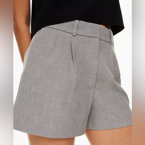 Lovers + Friends Pants - Lovers and Friends Grey Pleated Shorts, Small, Excellent Condition